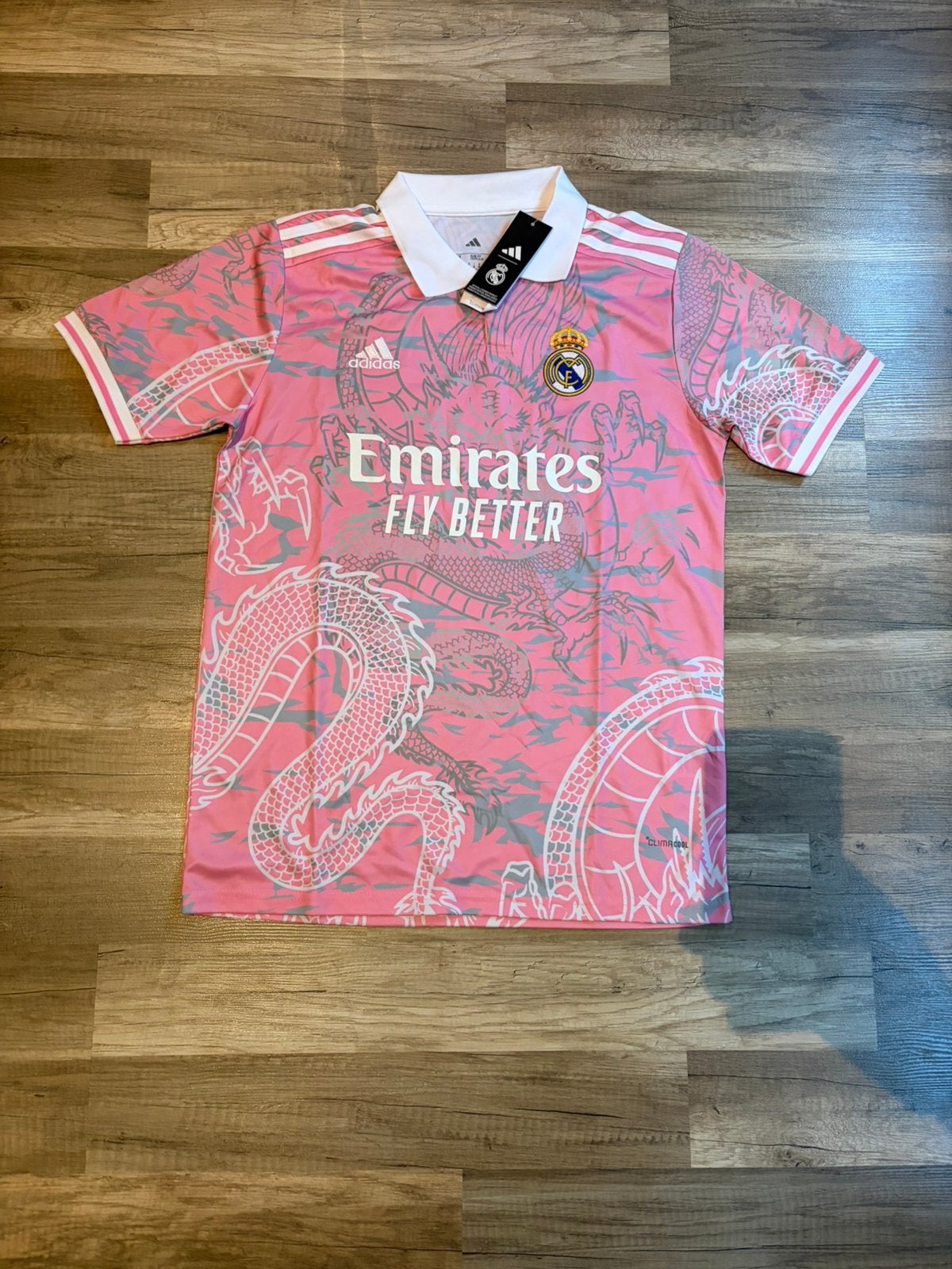 Real madrid retro tenue, Maat M, Ophalen of Verzenden, Nieuw, Shirt