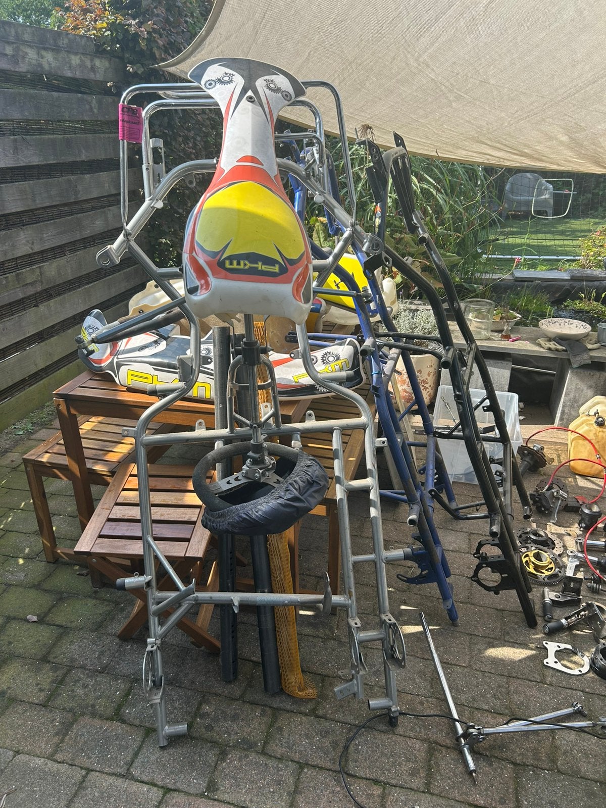 CRG, Zanardi Kart verzameling - 3 Chassis met onderdelen, Ophalen, Zo goed als nieuw, Kart