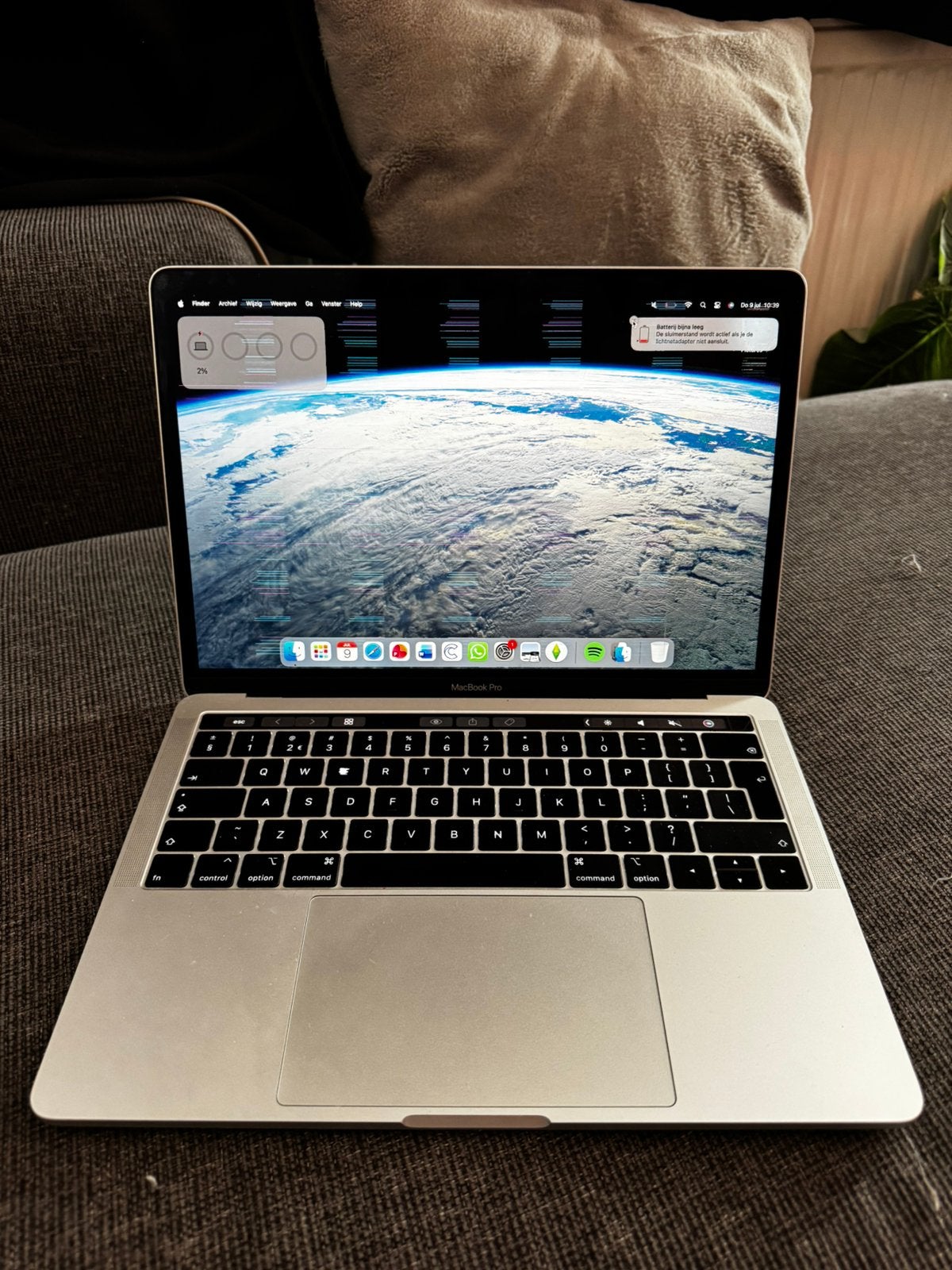 Apple MacBook Pro 13-inch 2019 touchbar. scherm beschadigd, MacBook Pro, Gebruikt, 2 tot 3 Ghz, 13 inch