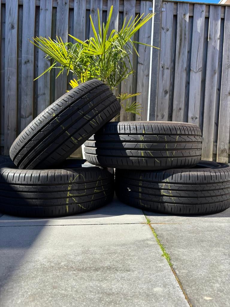 Hankook Ventus Prime 3 (2x) + Continental Ecocontact 6 (2x), Ophalen, 16 inch, Band(en), 195 mm