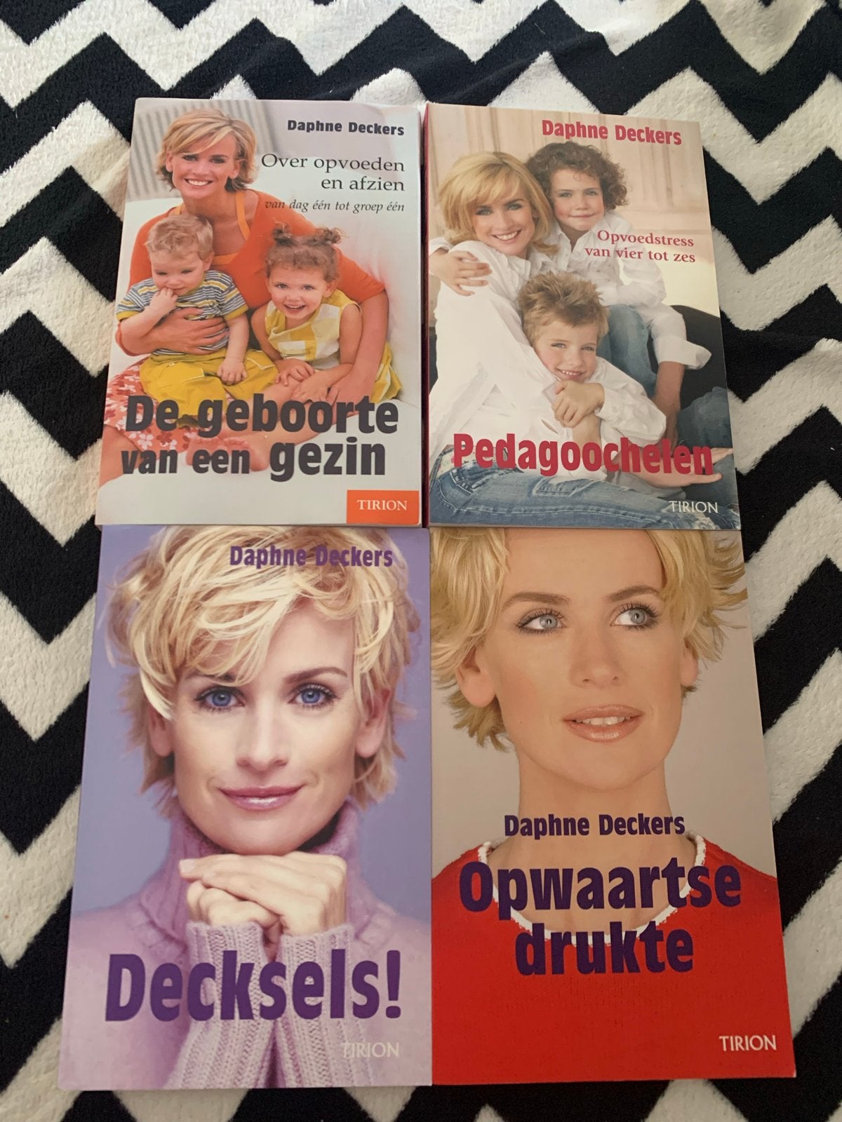 Daphne Deckers boeken: De geboorte van een gezin, Pedagooche, Ophalen of Verzenden, Gelezen, Opvoeding tot 6 jaar