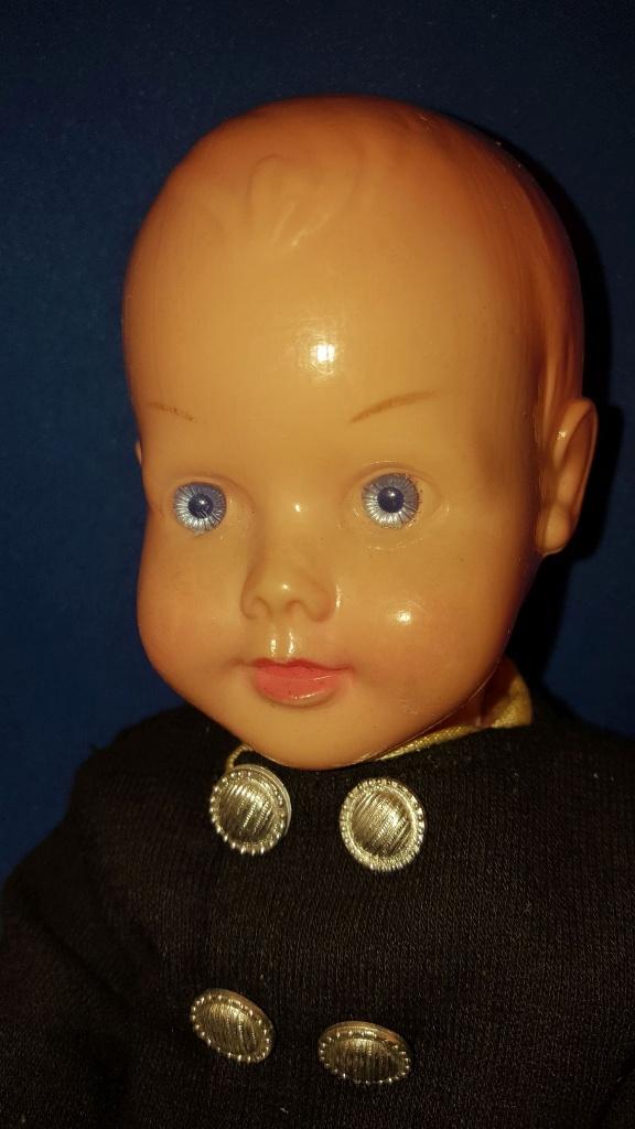 Wildebras plastic pop jongen, boerenpakje, 26cm. 3A20, Tweedehands verkoop, Tweedehands verkoop, Gebruikt, Ophalen of Verzenden