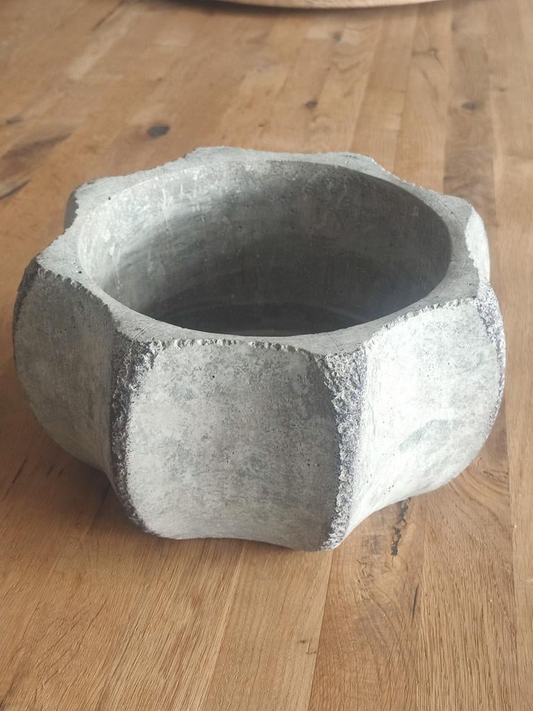 PTMD Bloempot - Stoere Betonnen pot schaal, Tuin en Terras, Bloempotten, 25 tot 40 cm, Gebruikt, Ophalen of Verzenden, Minder dan 40 cm