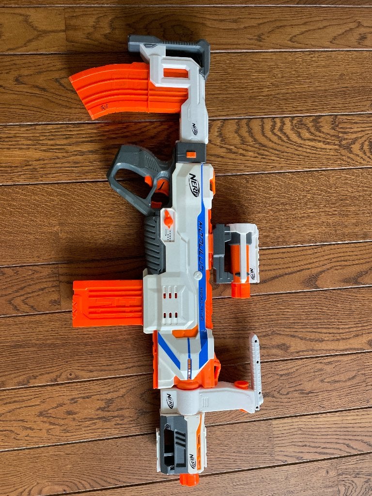 Nerf regulator, Kinderen en Baby's, Speelgoed | Buiten | Actiespeelgoed, Ophalen of Verzenden, Gebruikt