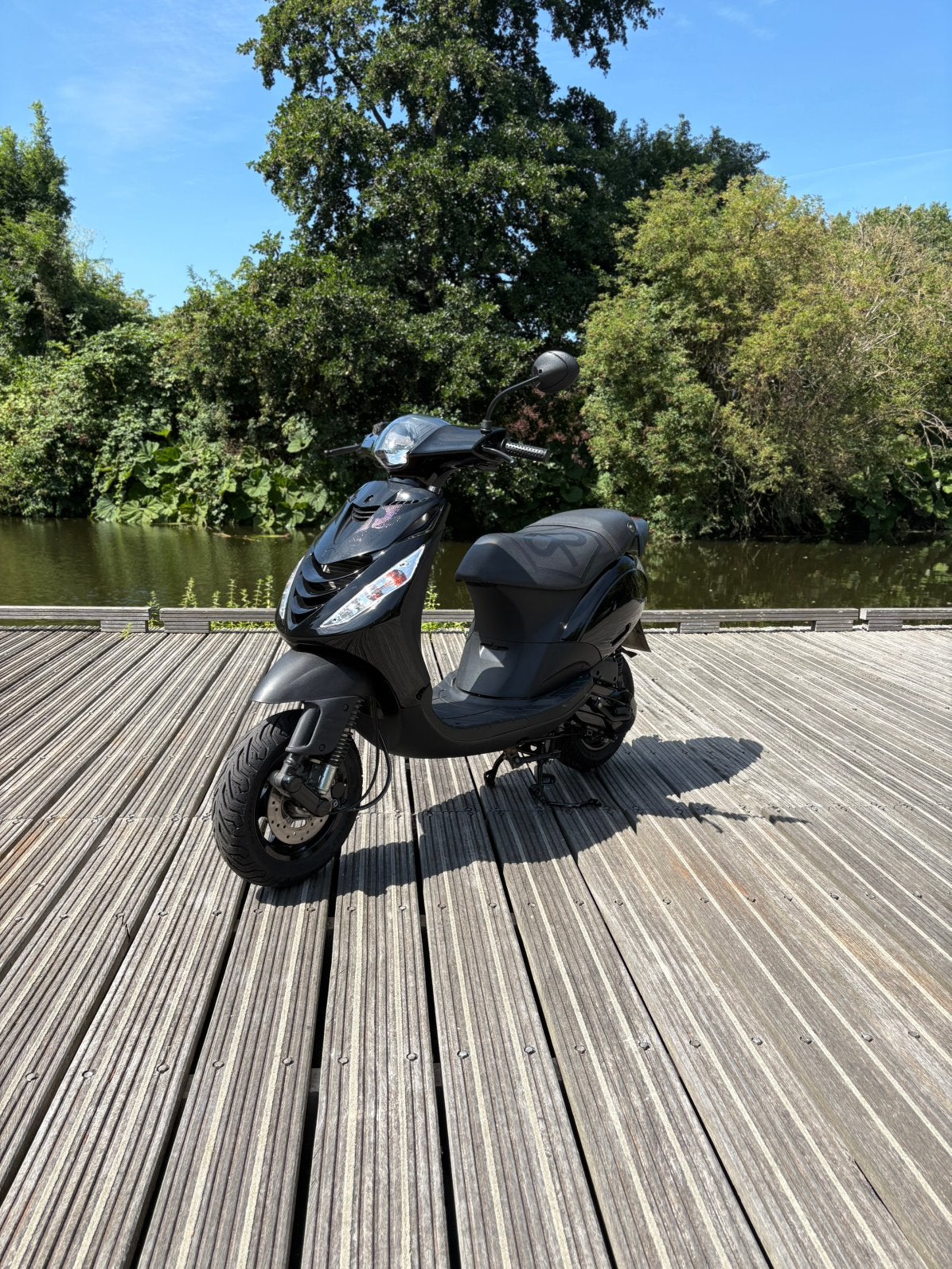 Piaggio Zip SP H2O 2001, Fietsen en Brommers, Scooters | Piaggio, Ophalen, Maximaal 45 km/u, Zip, Zo goed als nieuw