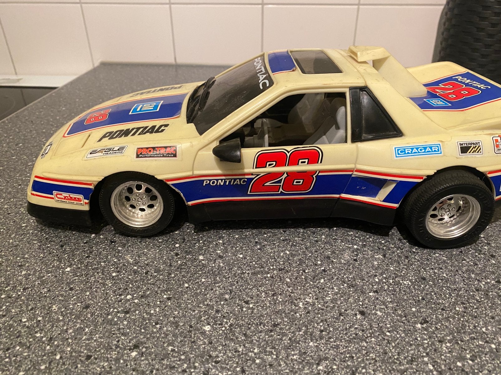 Vinted pontiac 30cm lang, Ophalen of Verzenden, Zo goed als nieuw