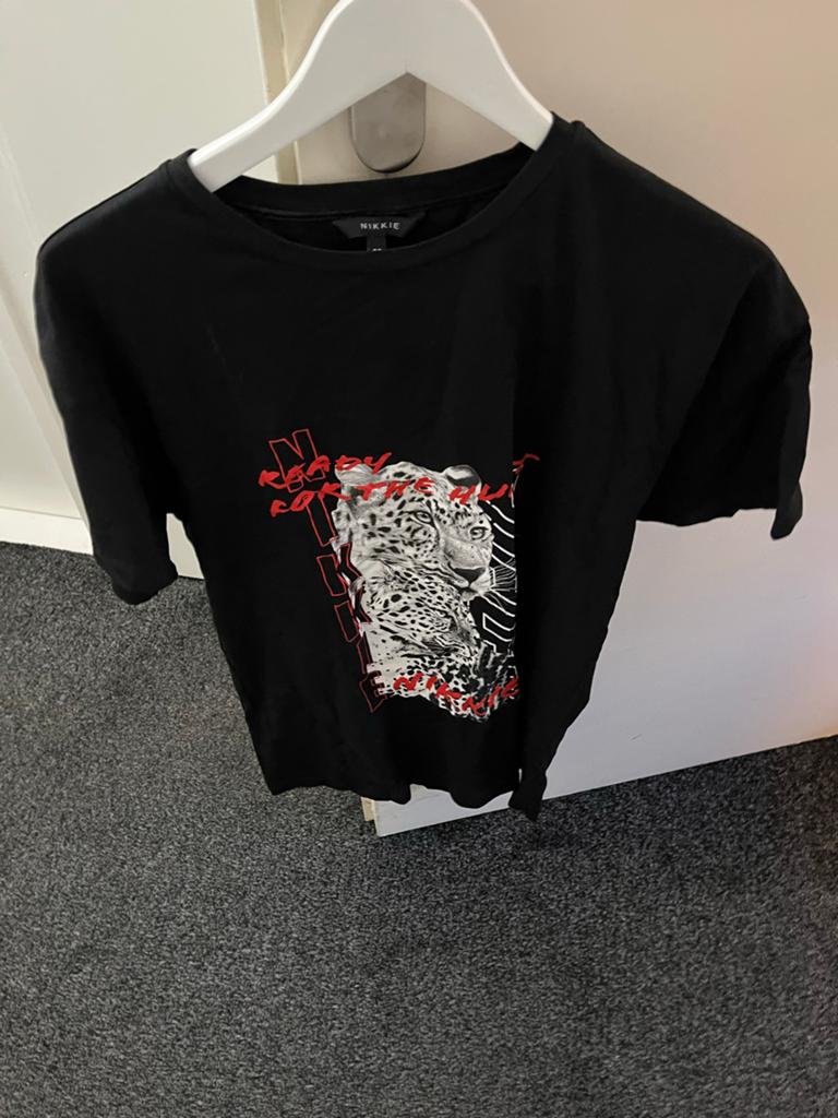 Nikkie T-shirt met luipaardprint, Kleding | Dames, T-shirts, Zwart, Zo goed als nieuw, Korte mouw, Ophalen