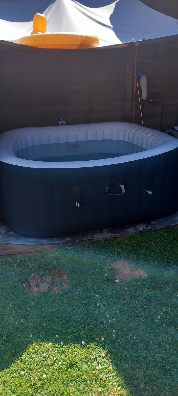 jacuzzi laz-y-spa Ibiza, Tuin en Terras, Bubbelbaden en Hottubs, Ophalen, Zo goed als nieuw, Filter, Opblaasbaar