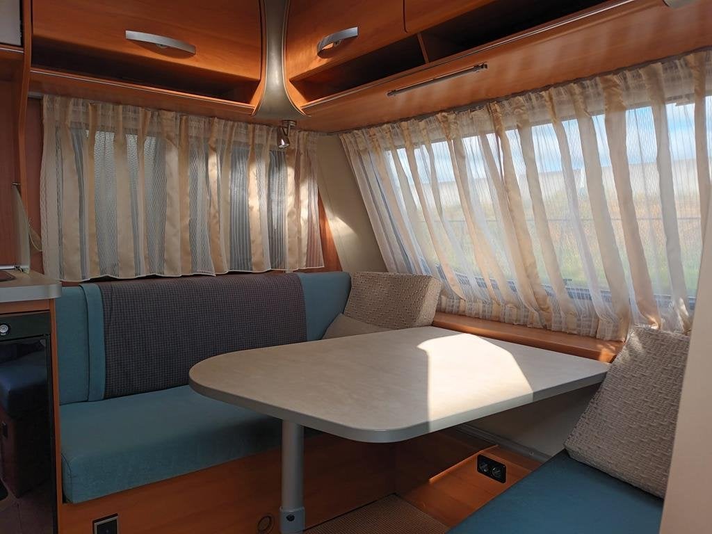 Eriba Nova Light 465, Schokbreker, Bedrijf, Treinzit, Tot en met 3