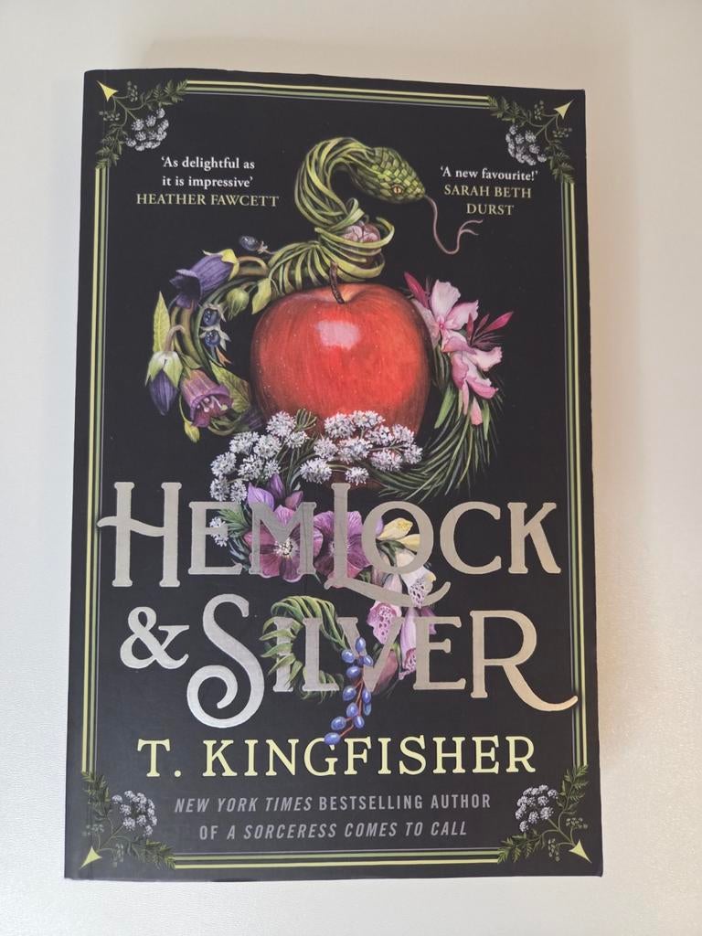 Hemlock & Silver | T. Kingfisher | Fantasy | Dark / Gothic |, Ophalen of Verzenden, Nieuw, T. Kingfisher