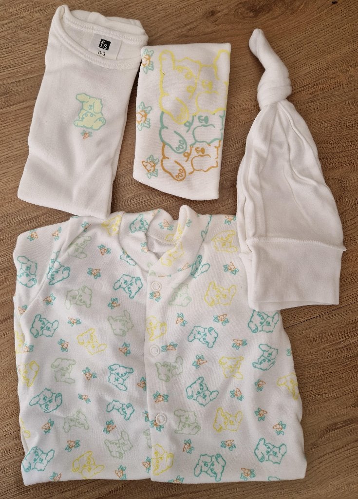 4-delige jongens set maat 56-62 NIEUW (0424), Nieuw, Ophalen of Verzenden, Jongetje, First Steps