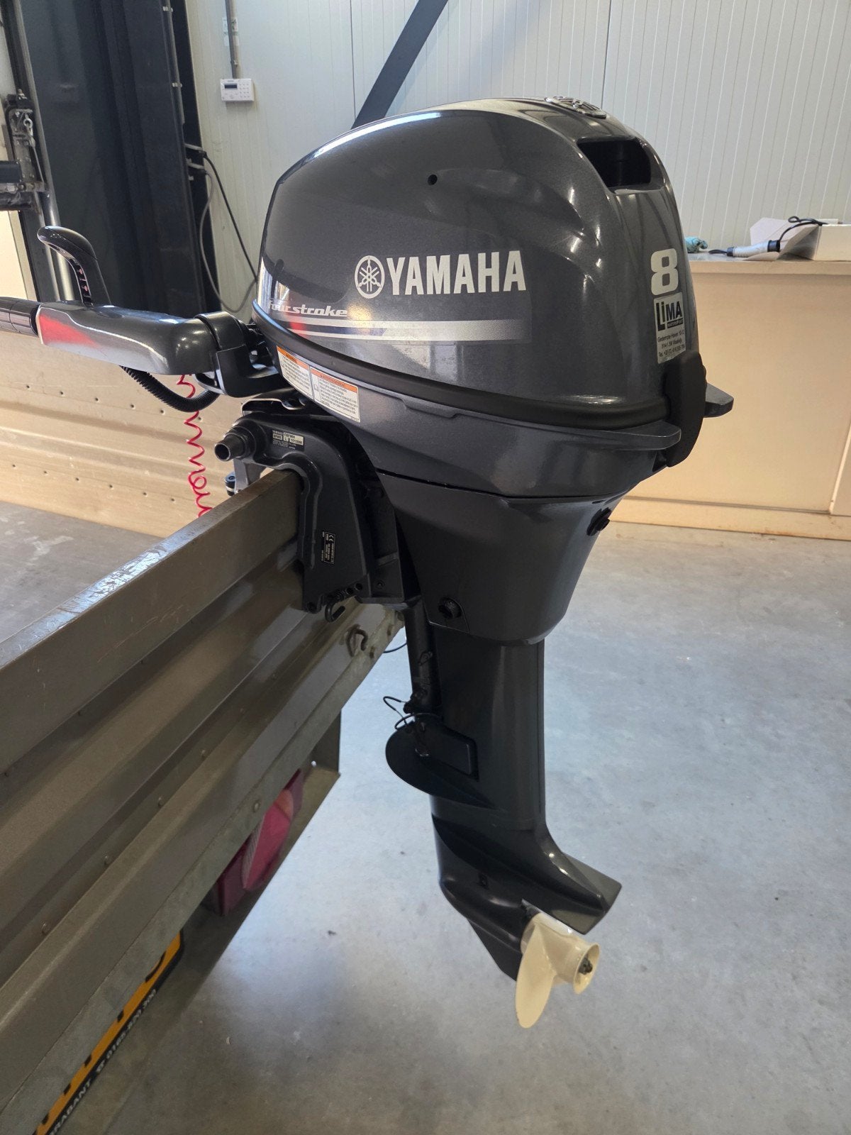 Yamaha 8pk 4-takt buitenboordmotor uit 2019, Ophalen, Gebruikt