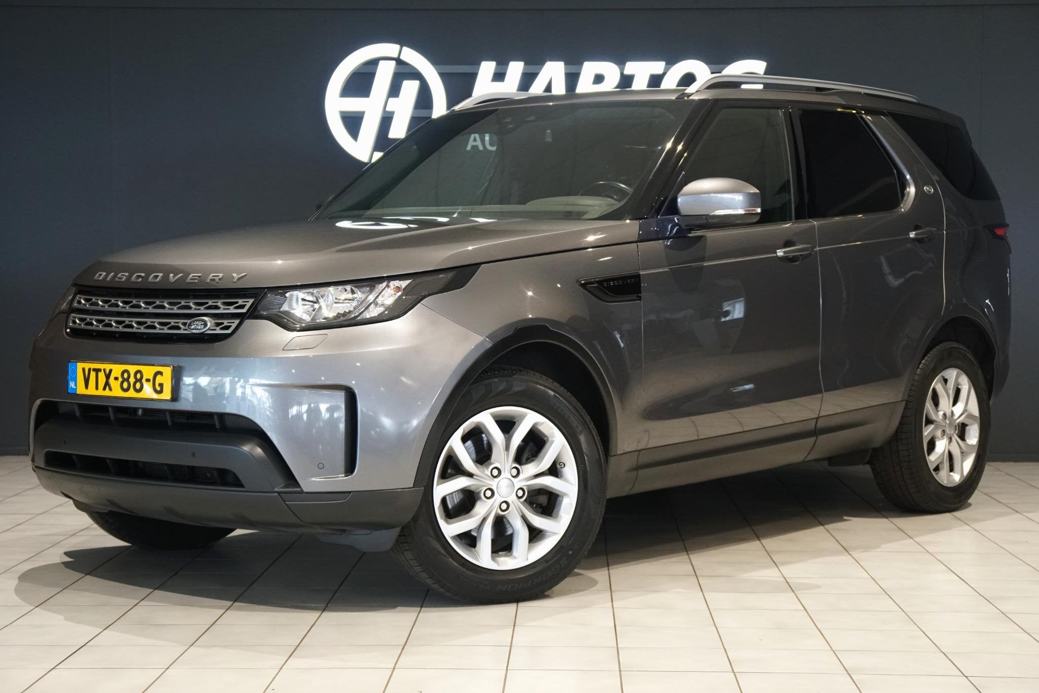 Land Rover Discovery 2.0 Sd4 / GRIJS KENTEKEN / TREKHAAK / C, Auto's, Automaat, Stof, Gebruikt, Euro 6