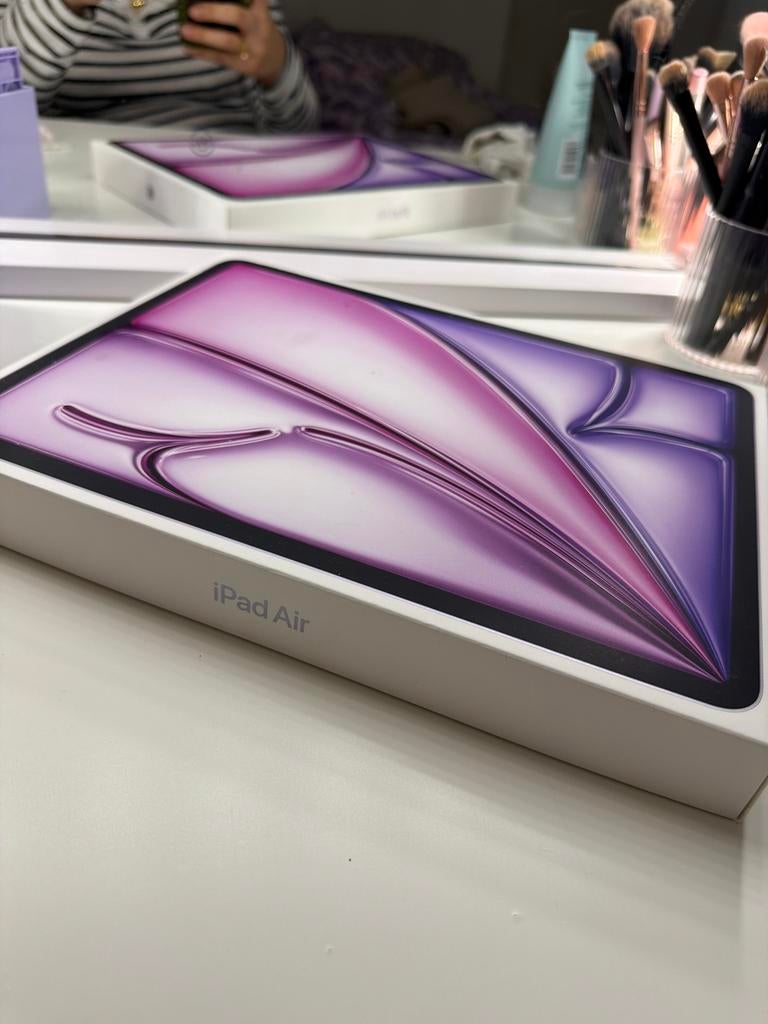 iPad Air 13 inch 128 GB als nieuw met accessoires, 13 inch of meer, Overige kleuren, Apple iPad Air, Ophalen of Verzenden