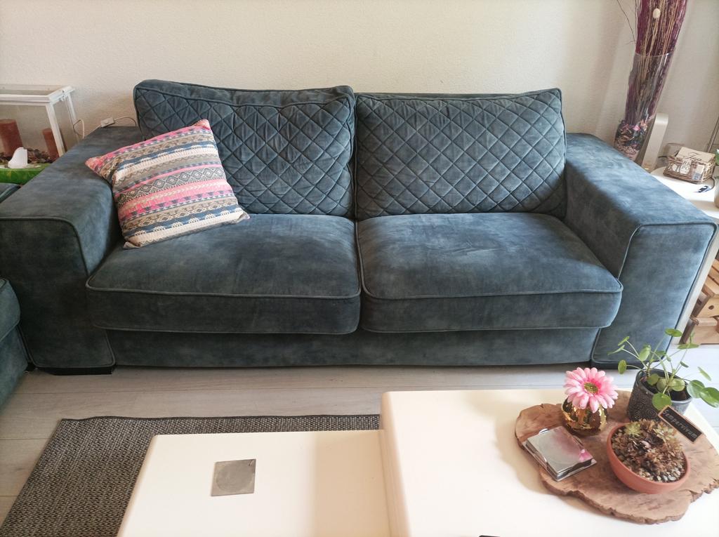 2 identieke Urban Sofa 2.5 zits banken bankstel Velvet, Huis en Inrichting, Banken | Bankstellen, Ophalen, 100 tot 125 cm, Zo goed als nieuw