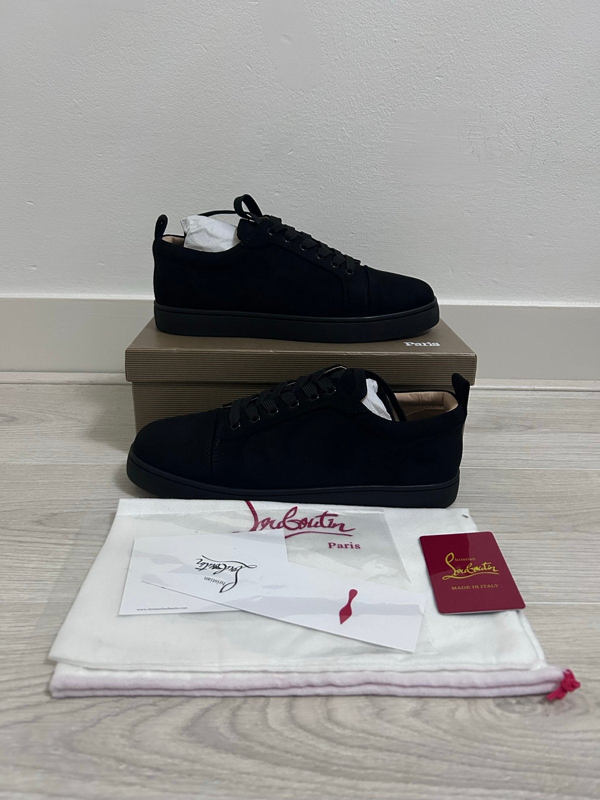 Christian Louboutin Sneakers Maat 44 - Nieuw in Doos, Zwart, Nieuw, Ophalen of Verzenden, Sneakers of Gympen