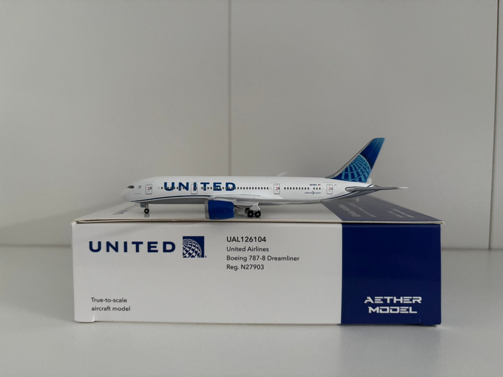 Aether Model United Airlines Boeing 787-8 Dreamliner 1:500, Ophalen of Verzenden, Zo goed als nieuw, Schaalmodel