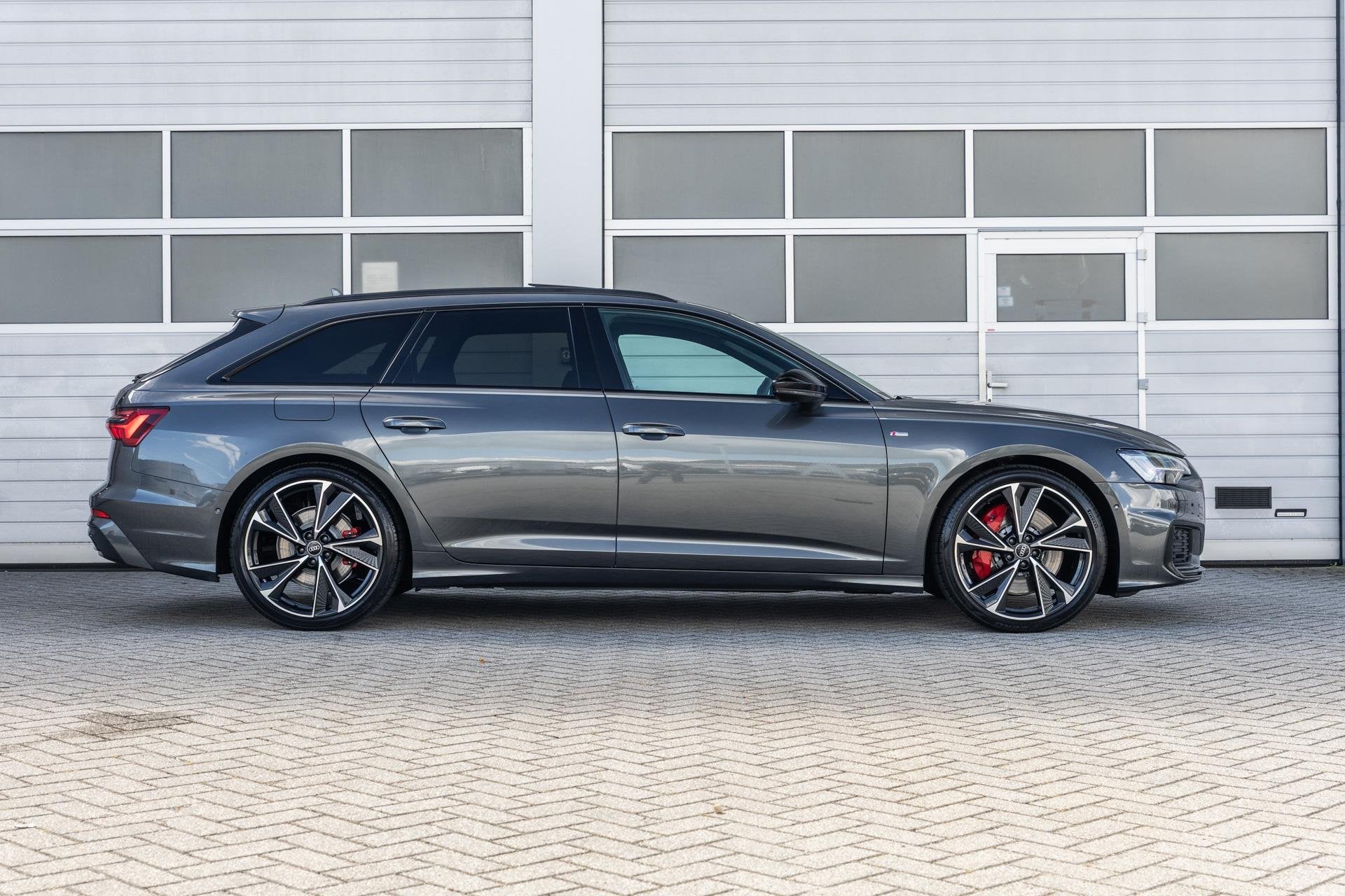 Audi A6 Avant 55 TFSIe 367pk quattro Pro Line S Competition, Automaat, Gebruikt, 4 cilinders, Vierwielaandrijving