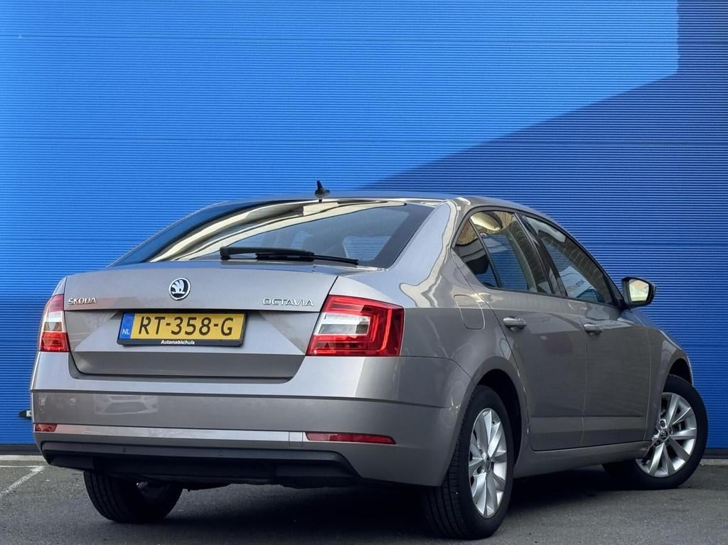Skoda Octavia 1.0 TSI | Eerste eigenaar | Dealer onderhouden, Auto's, Skoda, Stof, Gebruikt, 49 €/maand, Origineel Nederlands