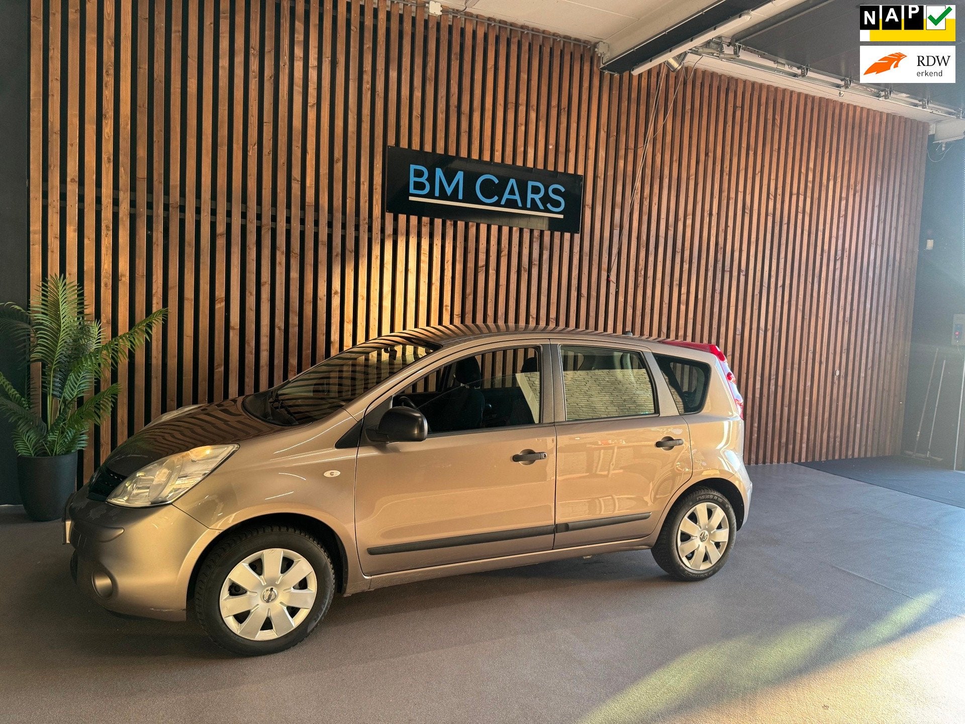 Nissan Note 1.4 Visia Airco,Trekhaak, Voorwielaandrijving, Gebruikt, 4 cilinders, Bruin