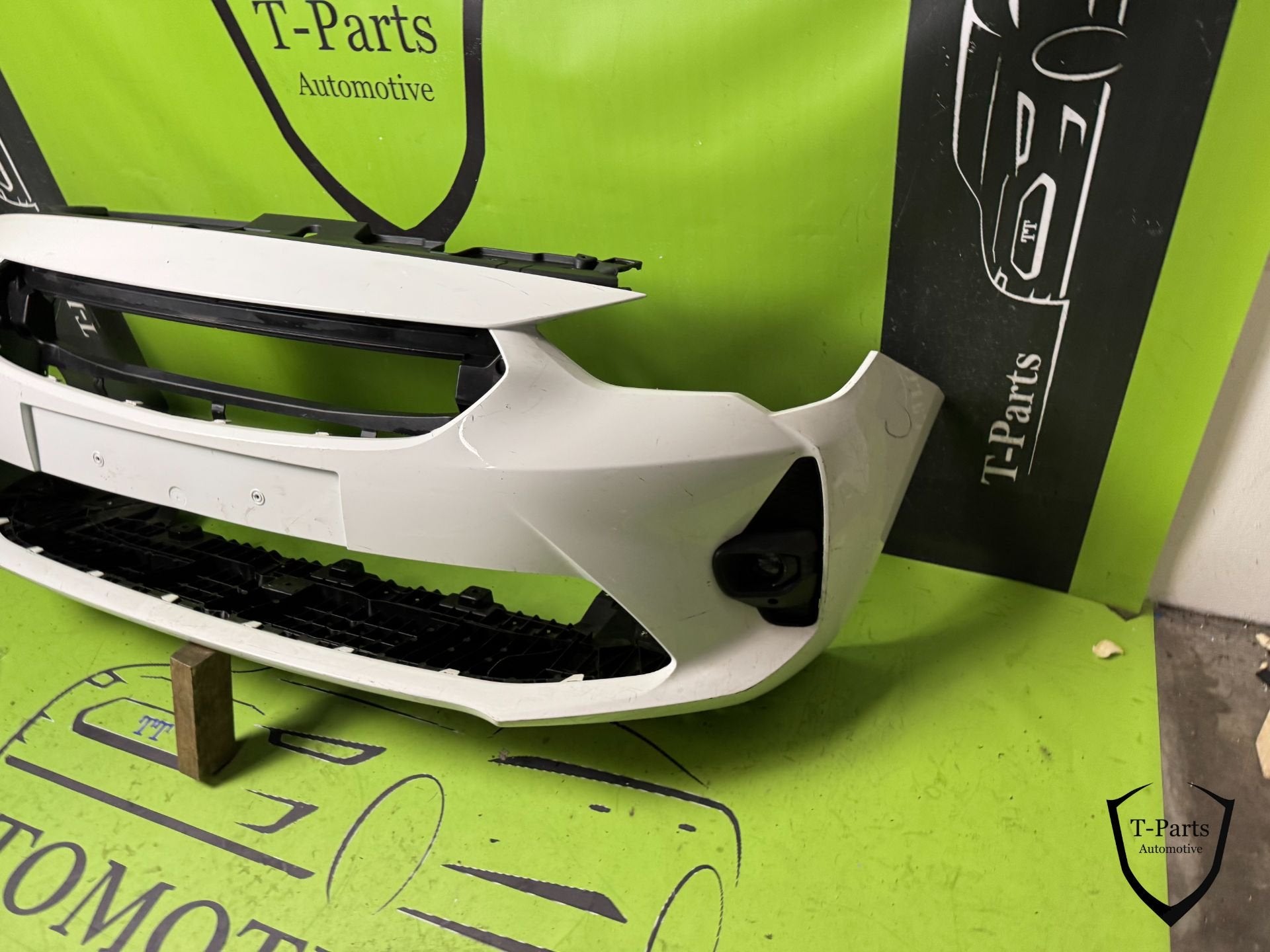 opel corsa F GS line voorbumper bumper rooster, Gebruikt, Opel Automobile GmbH, Ophalen of Verzenden, Kontakt@opel-infoservice.de