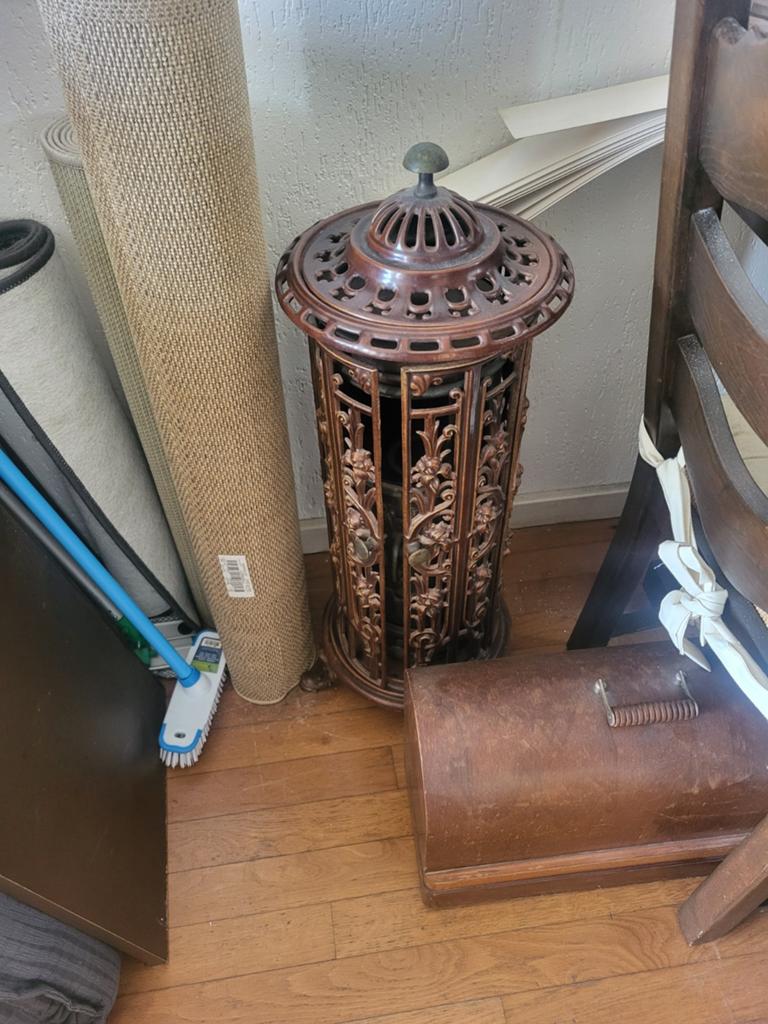 Antieke gietijzeren kachel - Decoratief en functioneel, Gebruikt, Ophalen of Verzenden, Vrijstaand, Overige soorten