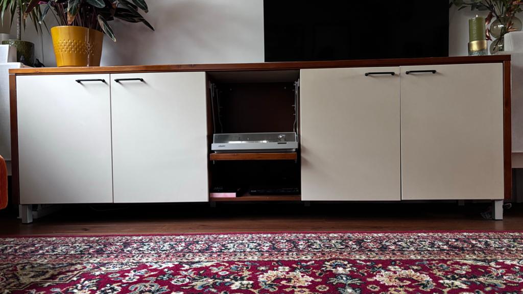 Handgemaakt dressoir/tv-meubel met platenspeler plateau, Ophalen, Gebruikt, 200 cm of meer, 25 tot 50 cm