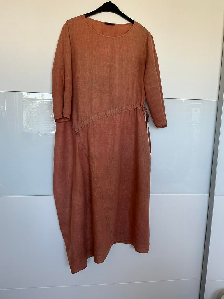 Oska jurk maat 2, 100% linnen, kleur roestbruin/oranje, Maat 42/44 (L), Oranje, Ophalen of Verzenden, Gedragen
