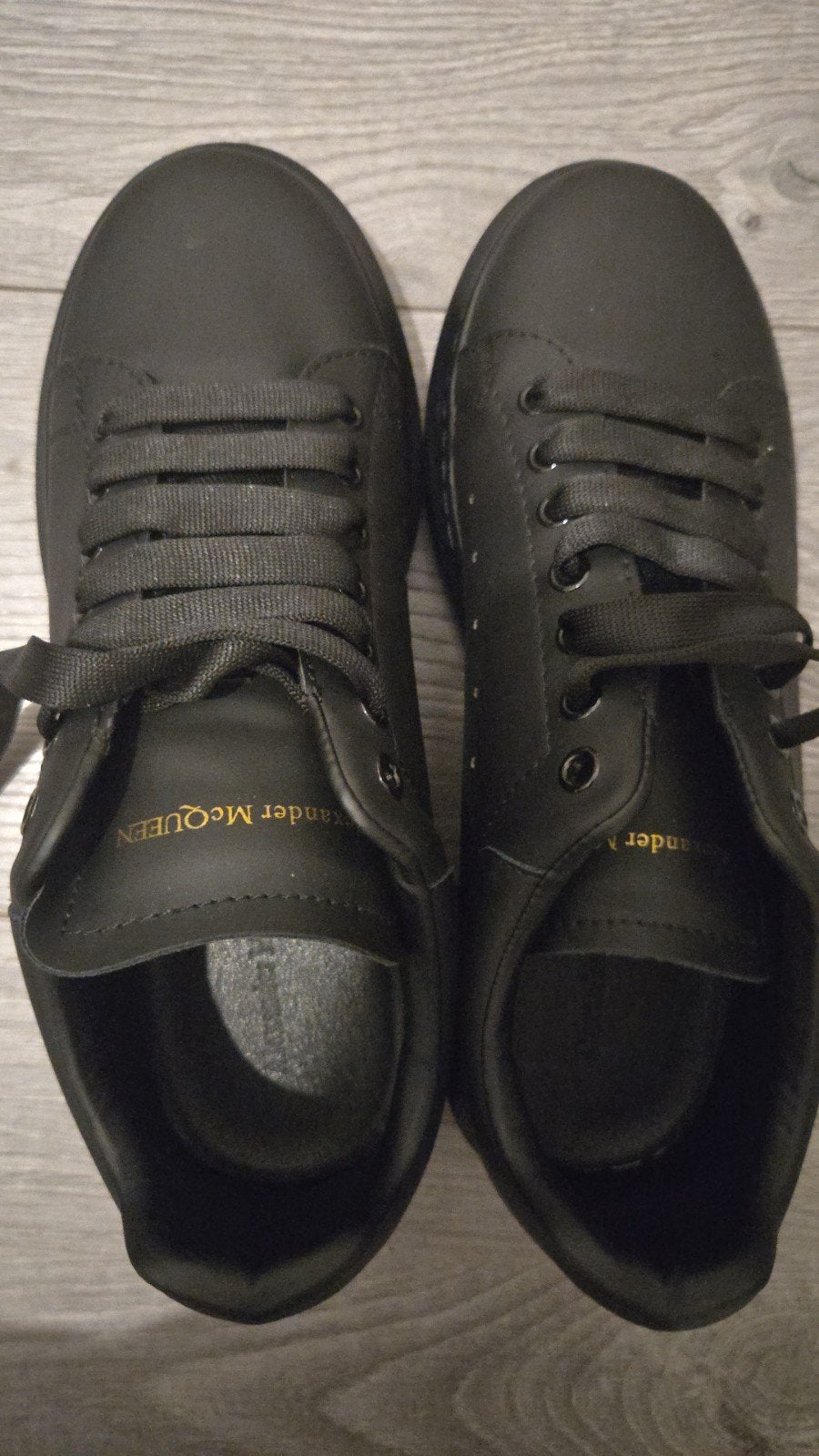 Alexander McQueen Sneakers - Zwart, Ophalen of Verzenden, Zo goed als nieuw, Zwart