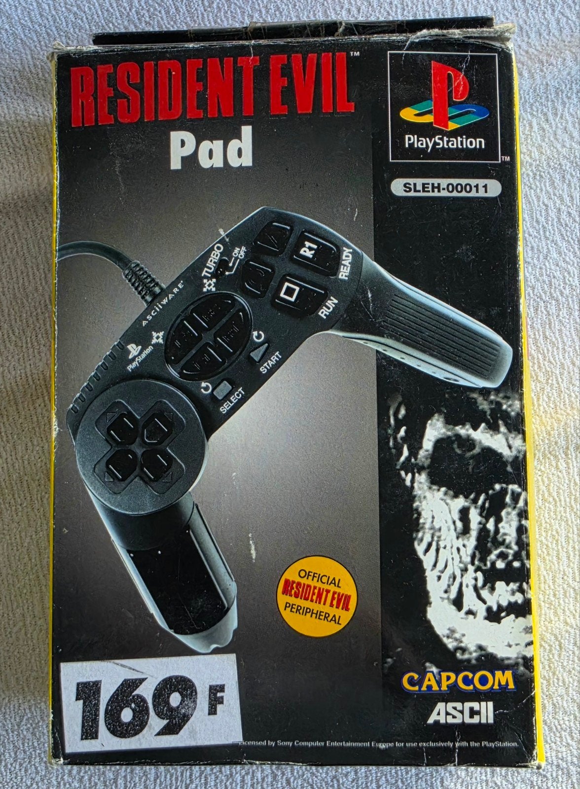 Resident Evil Pad ASCIIware Controller PlayStation, Verzenden, Zo goed als nieuw, Met 1 controller