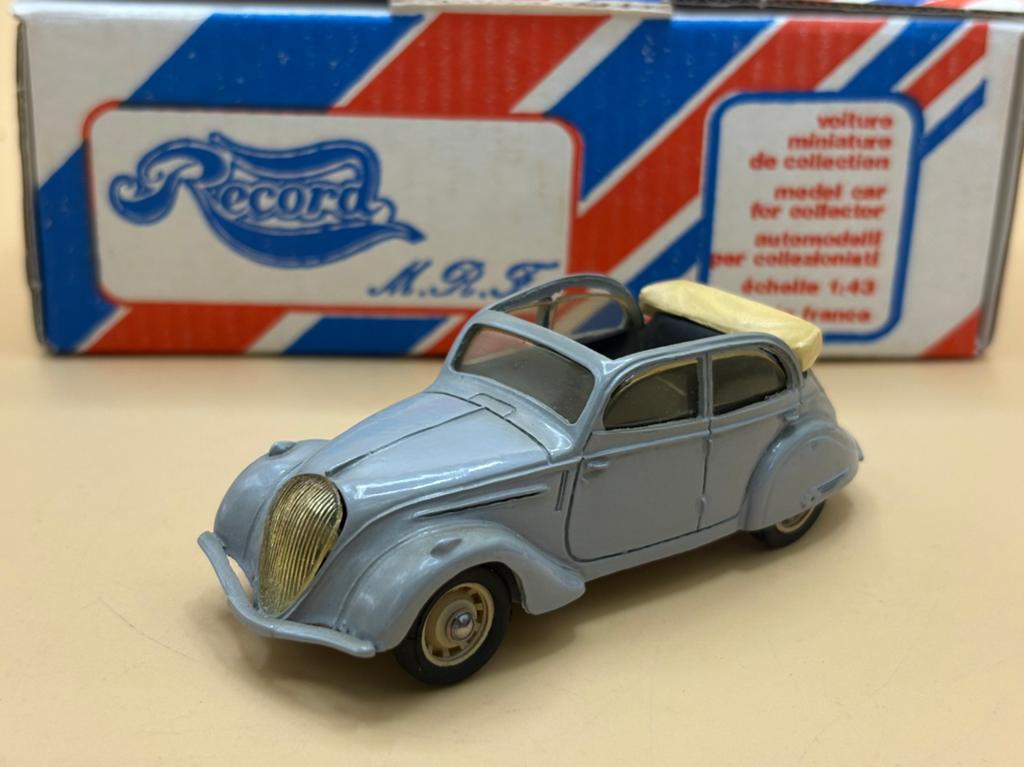Peugeot 202 Decouvrable 1:43 Record France, Ophalen of Verzenden, Gebruikt, Auto, Overige merken