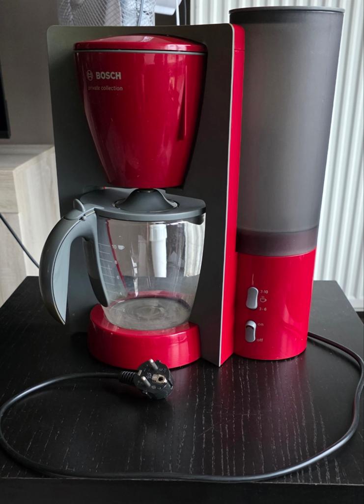Bosch Filter Koffiezetapparaat Rood, Ophalen, Afneembaar waterreservoir, Gebruikt, 10 kopjes of meer