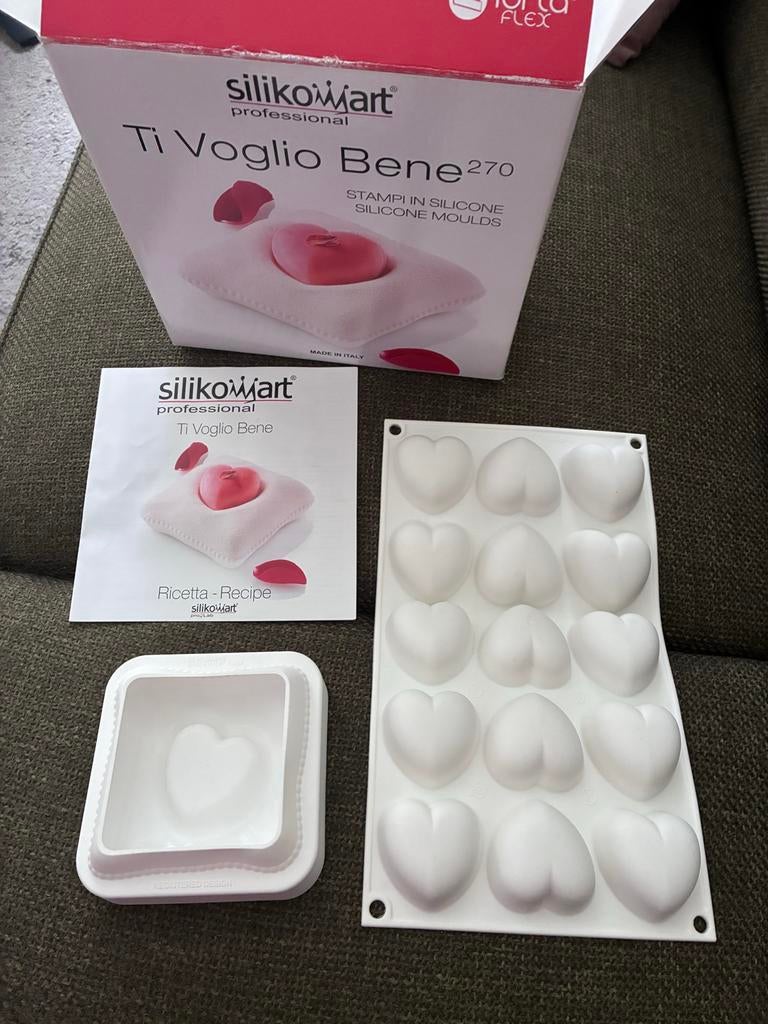 Silikomart Ti Voglio Bene 270 Siliconen Bakvorm Hartjes, Ophalen of Verzenden, Nieuw, Taarten of Cupcakes, Bakvorm