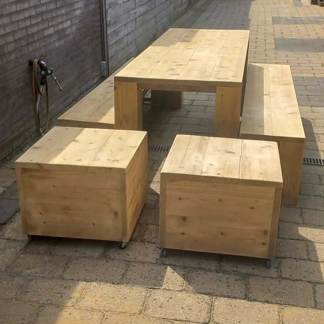 robuuste steigerhouten tafel+2 banken, Ophalen, Steigerhout