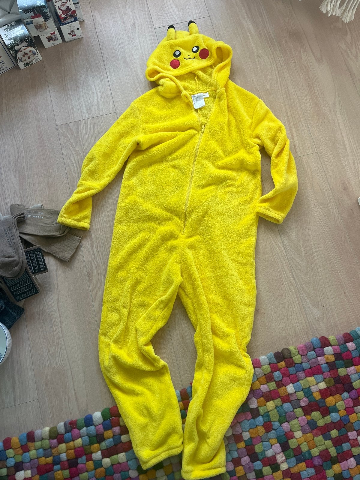 H&M Pokémon Pikachu Onesie - Maat 134/140, Ophalen of Verzenden, Zo goed als nieuw, Jongen of Meisje
