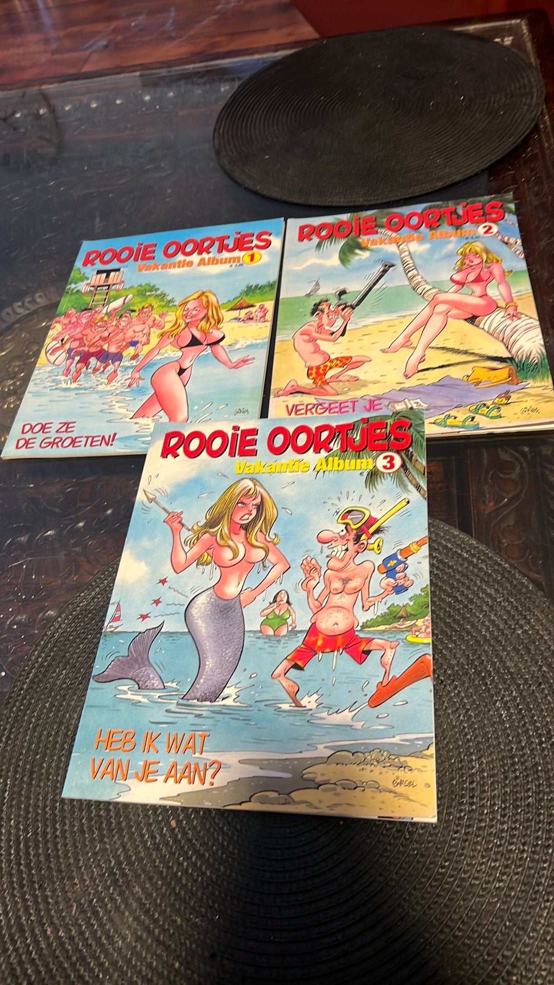 SERIE ROOIE OORTJES 1 tm 3 vakantie albums, Boeken, Complete serie of reeks, Verzenden, Zo goed als nieuw