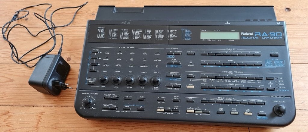 Roland RA-90 Real Time Arranger, Muziek en Instrumenten, Ophalen, Gebruikt, Roland, Overige aantallen