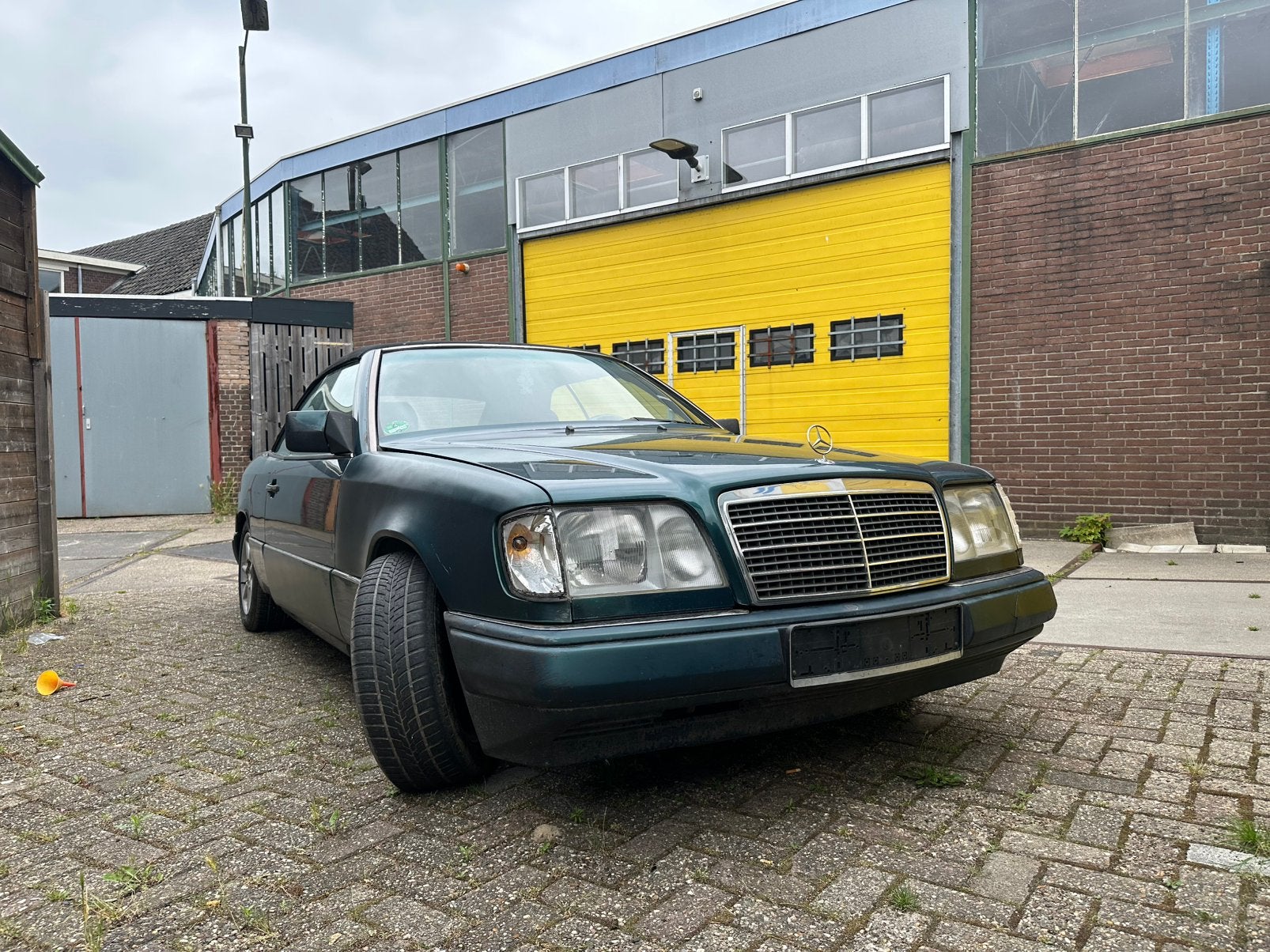 Mercedes benz E200 cabrio W124 ( w126 190 e500 w140), Achterwielaandrijving, 4 cilinders, Cabriolet, Blauw