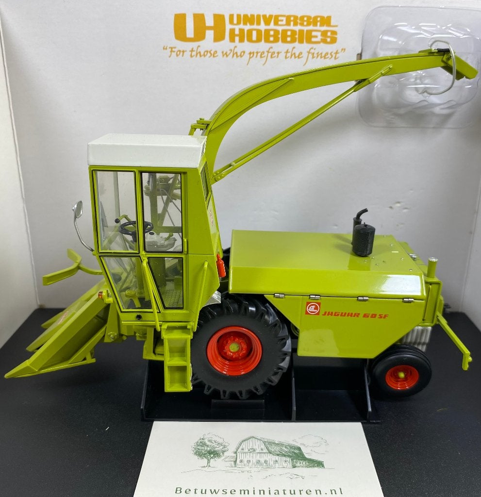 Claas Jaguar 60 SF hakselaar 1:32 Universal Hobbies, Hobby en Vrije tijd, Modelauto's | 1:32, Ophalen of Verzenden, Zo goed als nieuw