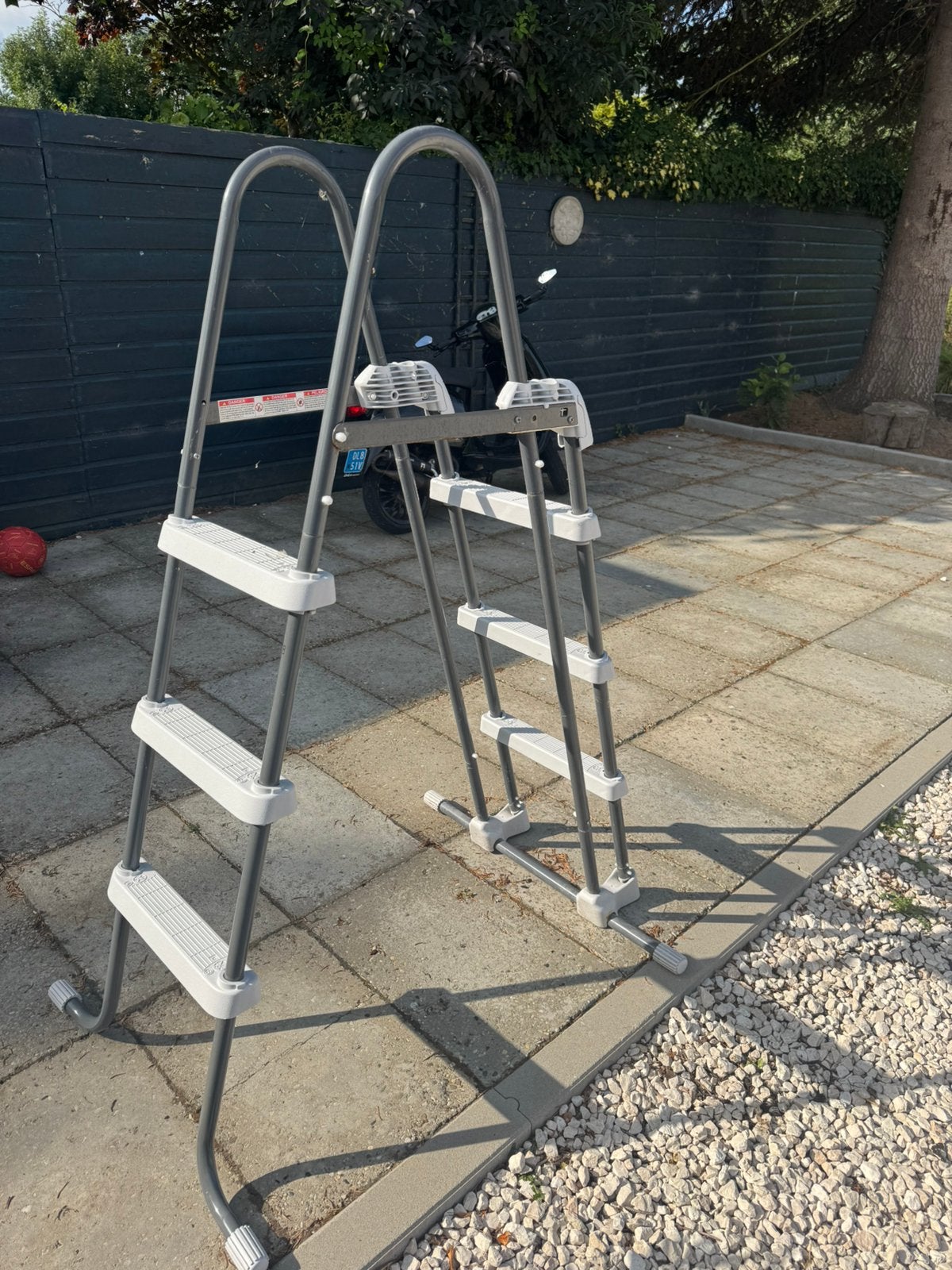 Zwembad trap, Tuin en Terras, Ophalen, Zo goed als nieuw