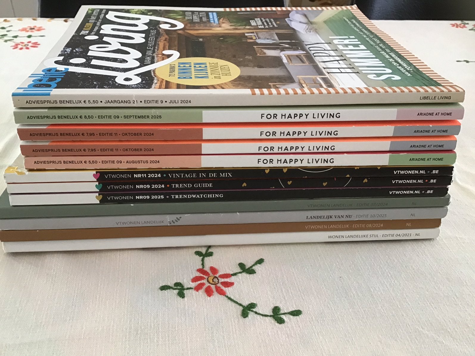 Diverse woon tijdschriften. Vt wonen. Ariadne. Landelijk., Ophalen of Verzenden, Zo goed als nieuw, Overige typen