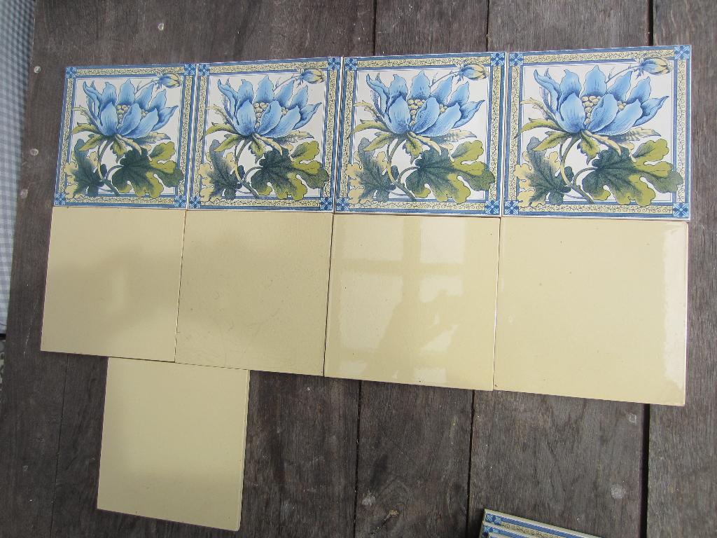 16 stuks Engelse wandtegels met prachtige bloem 15x15cm