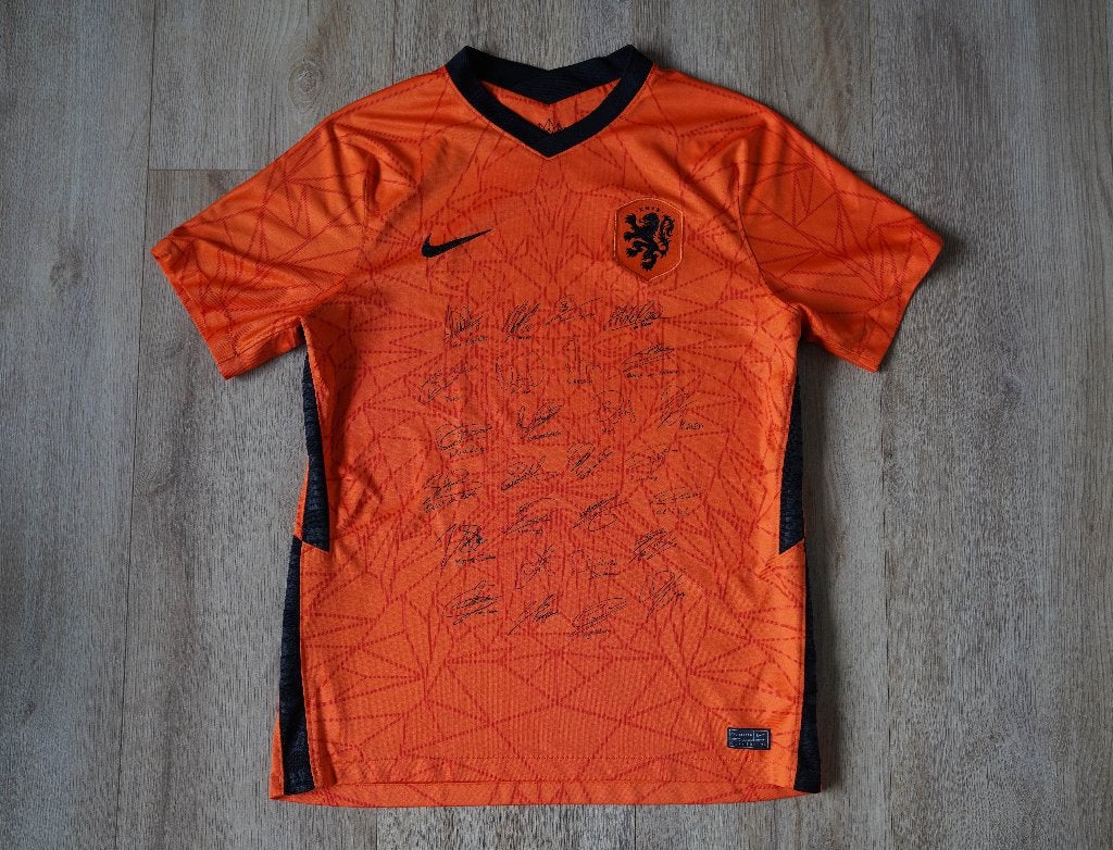 Nederlands Elftal Thuisshirt 2020-21 signed (gedrukt maat L), Verzamelen, Sportartikelen en Voetbal, Ophalen of Verzenden, Zo goed als nieuw