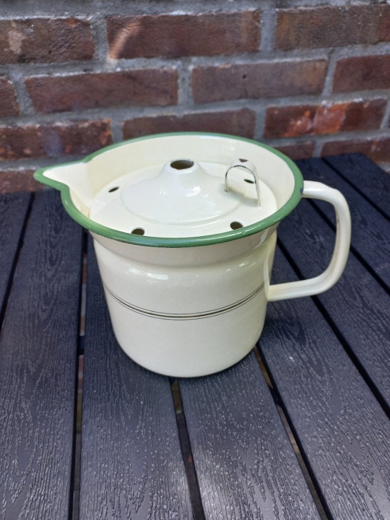 Melkkan emaille vintage, Ophalen