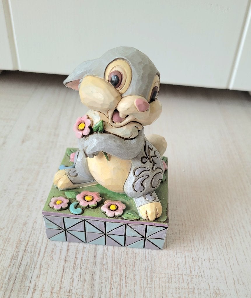 Disney beeld Thumper Spring Has Sprung, Ophalen of Verzenden, Overige figuren, Nieuw, Beeldje of Figuurtje
