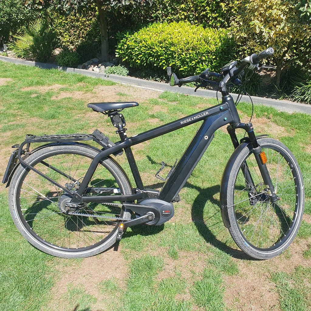 Speedpedelec Riese & Müller NEW CHARGER, Fietsen en Brommers, Zo goed als nieuw, 51 tot 55 cm, 30 tot 50 km per accu, Ophalen