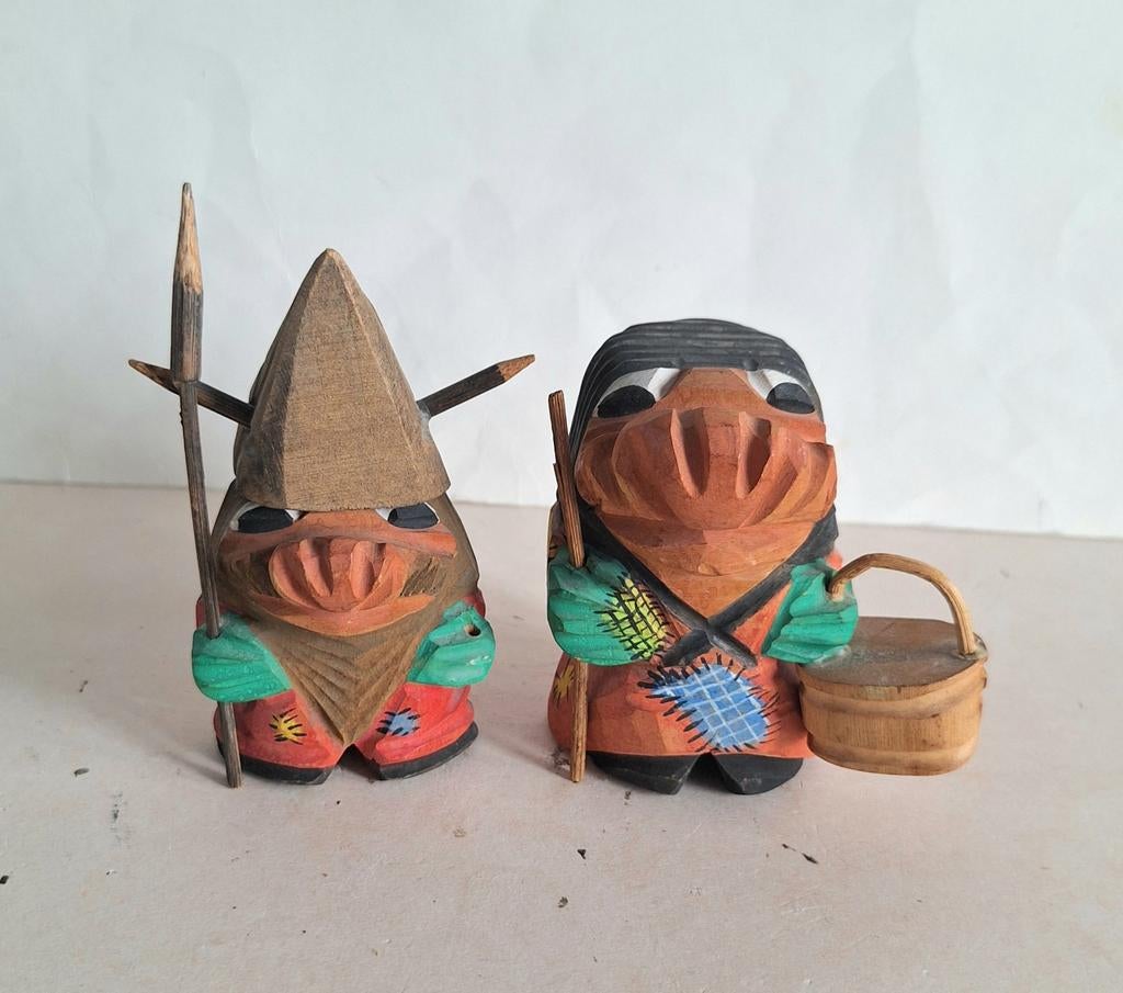 Vintage Noorse houten Trollen Beeldjes. Handgemaakt 1970., Verzamelen, Beelden en Beeldjes, Ophalen of Verzenden