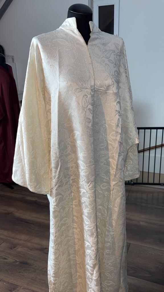 kaftan wit crème met hoge kraag en patroon one size, Wit, Maat 46/48 (XL) of groter, Nieuw, Ophalen of Verzenden