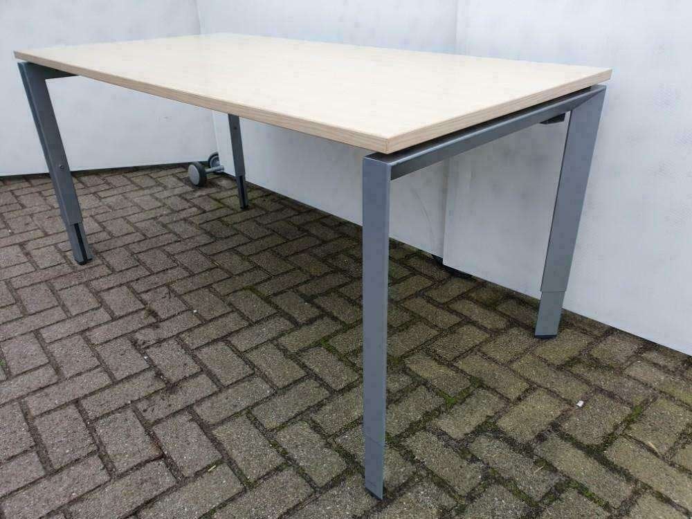 Steelcase bureau 160x80 nw blad naar keuze (wit, eiken etc), 160 cm, In hoogte verstelbaar, Zo goed als nieuw, Postbus Duivendrecht