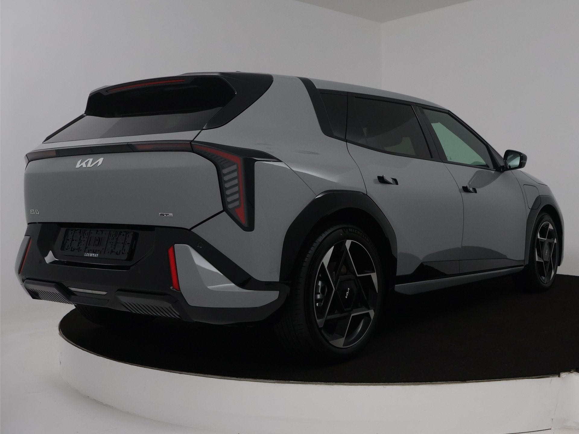 Kia EV4 GT-Line Business Edition 81.4 kWh (bj 2026), Auto's, 12 maanden, Zwart, Automatische klimaatregeling, 1790 kg